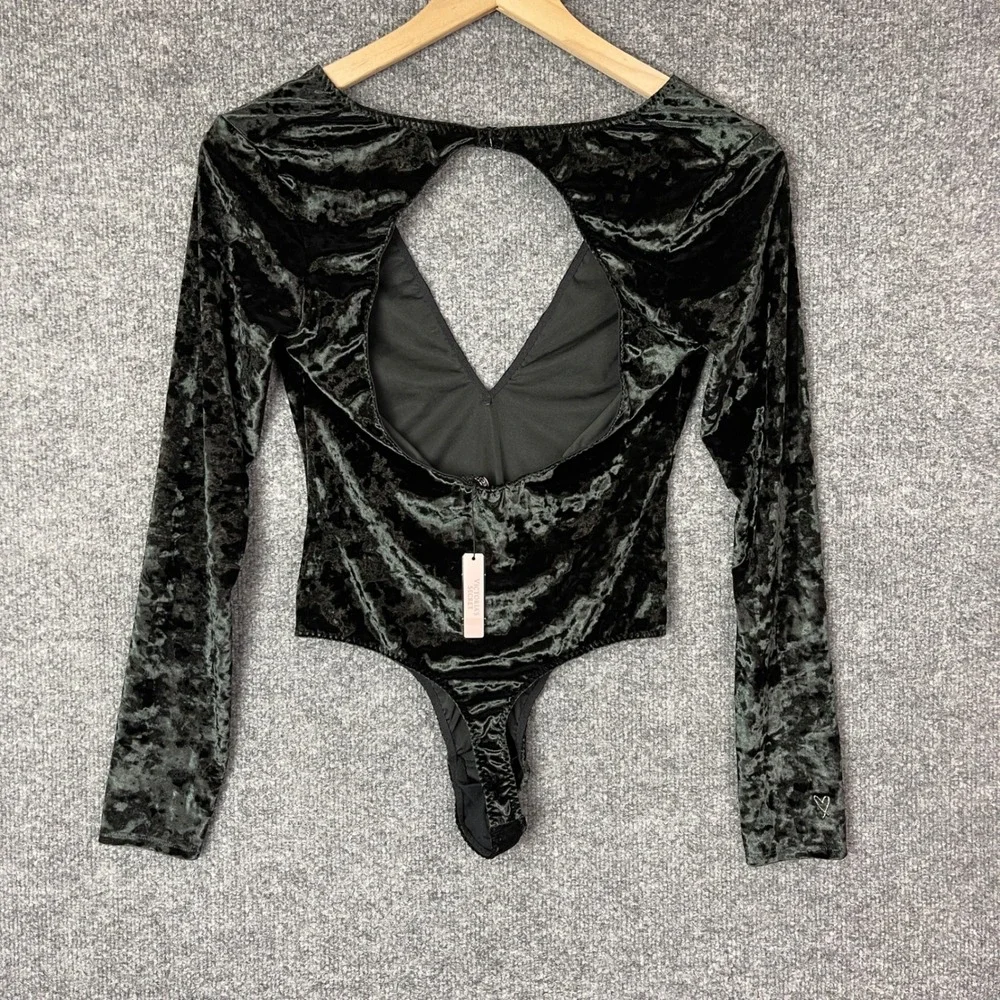 NEW Victoria's Secret Black Crushed‎ Velvet Bodysuit Long Sleeve V-Neck XS/S - Picture 2 of 9